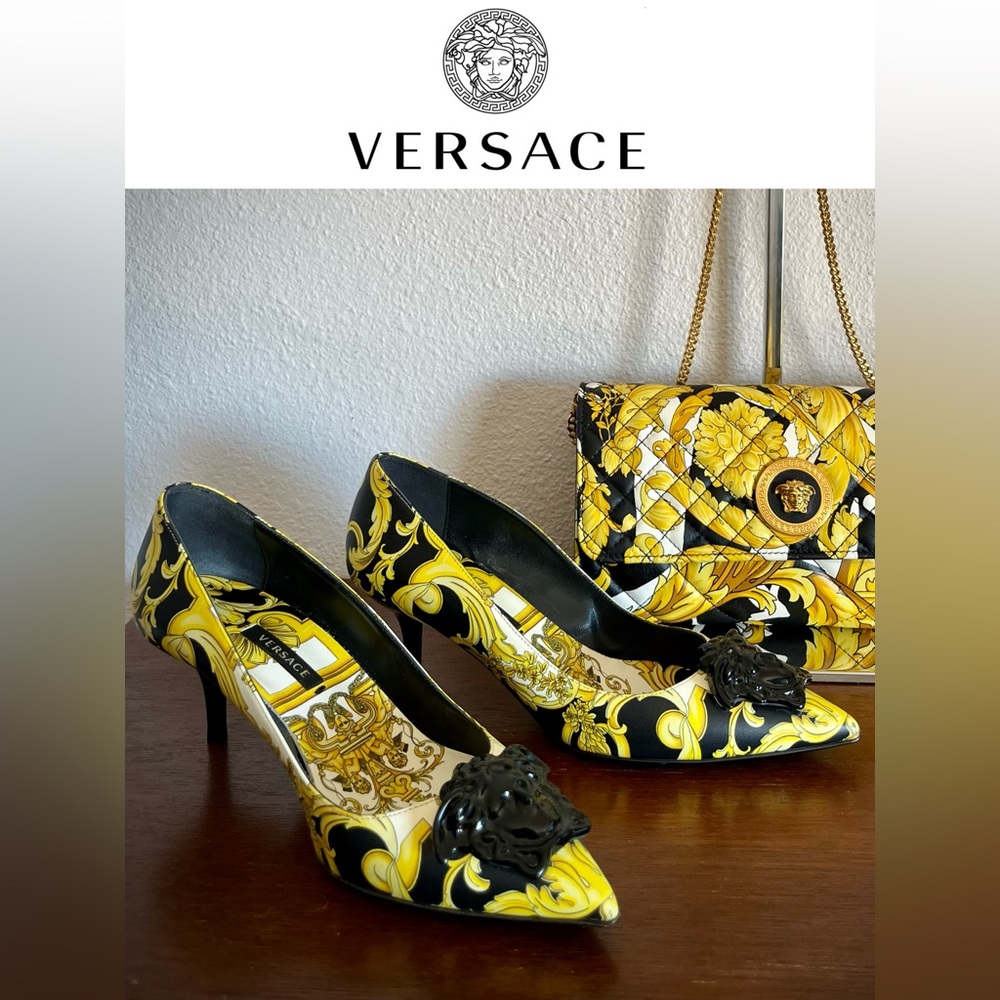 VERSACE Medusa Head Baroque Print Leather Pumps In GOLD and BLACK Size I…